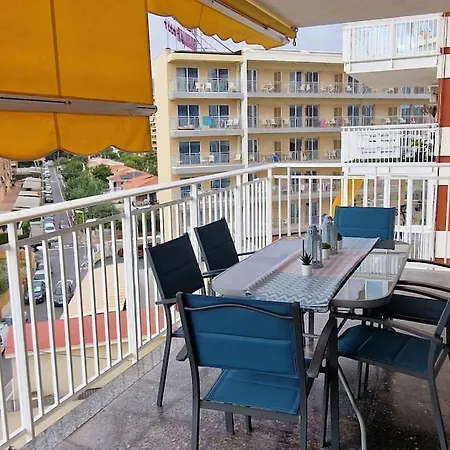 Apartamento Dos Habitaciones, Frente A La Playa, Apartment