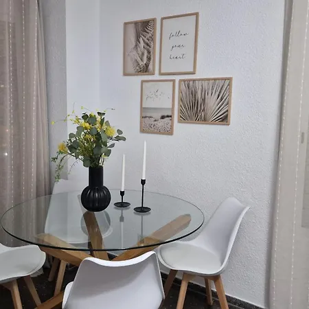 Apartment Apartamento Dos Habitaciones, Frente A La Playa,